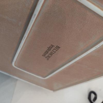 Biltmore Essentials Ceramic Serving Dish with Wrought Metal Stand