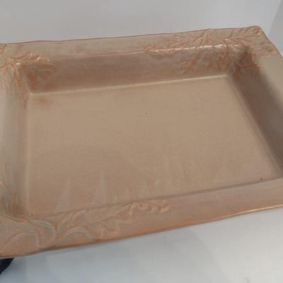 Biltmore Essentials Ceramic Serving Dish with Wrought Metal Stand