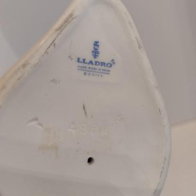 Lladro Spanish Policeman Porcelain Statuette #4889 No Box