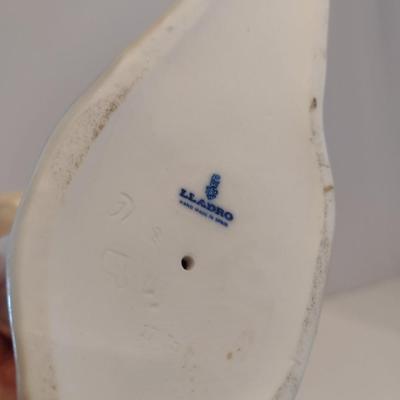 Lladro "Girl with Goose and Dog" Porcelain Statuette #4866 No Box