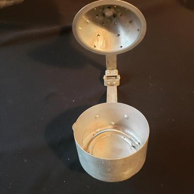 Classic Kitchen - Taylor Smith Platter, Juice-O-Matic and More! (K-KD)