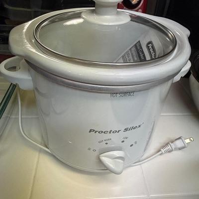 Small Proctor Silex slow cooker