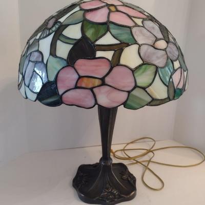 Tiffany Style Shade Table Lamp