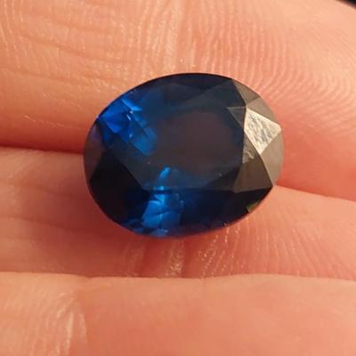 IGI CERTIFIED LAB GROWN BLUE SAPPHIRE 9.07 CT