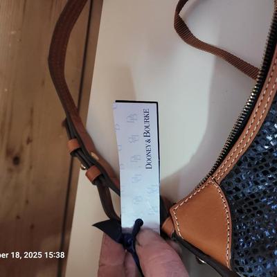 Sale Photo Thumbnail #89: Looks to be unused