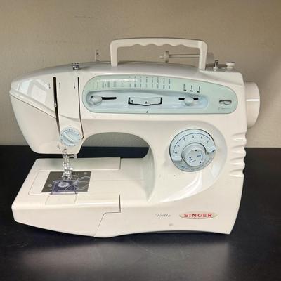 Sale Photo Thumbnail #317: Untested. Does not have power cord or foot pedal.  Made in Brazil.