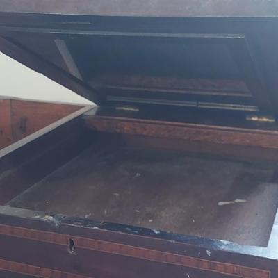 Antique Wood Inlay Vanity w/ Cane Seat Chair (B1-BBL)