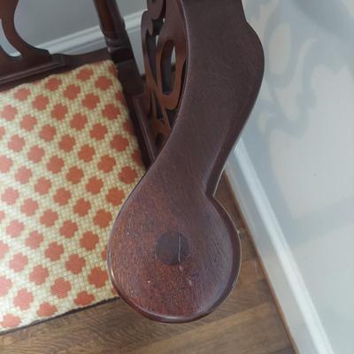 Antique Mahogany Corner Chair (B1-BBL)