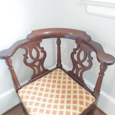 Antique Mahogany Corner Chair (B1-BBL)