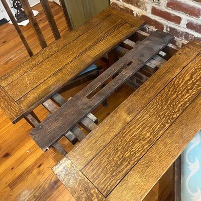 Antique Mission/Arts & Crafts Style Oak Draw-Leaf Table & Four Chairs