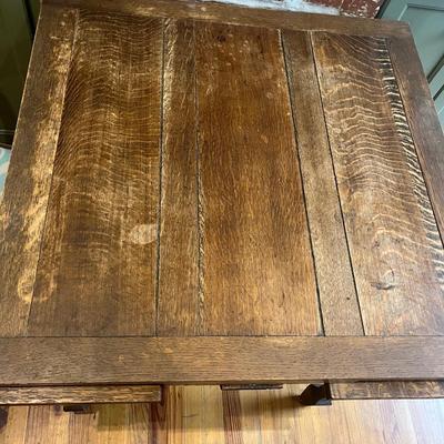 Antique Mission/Arts & Crafts Style Oak Draw-Leaf Table & Four Chairs
