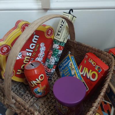 Kid's Games, Puzzles, Toys & More (B1-BBL)