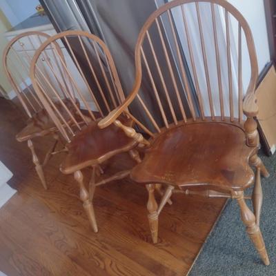 Six Thomasville Windsor Style Chairs