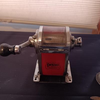 VINTAGE HOUSEHOLD ITEMS