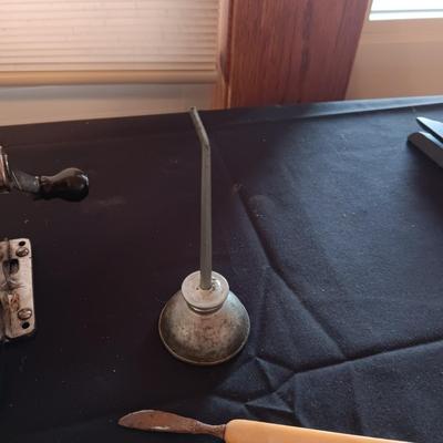 VINTAGE HOUSEHOLD ITEMS