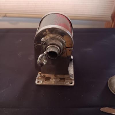 VINTAGE HOUSEHOLD ITEMS