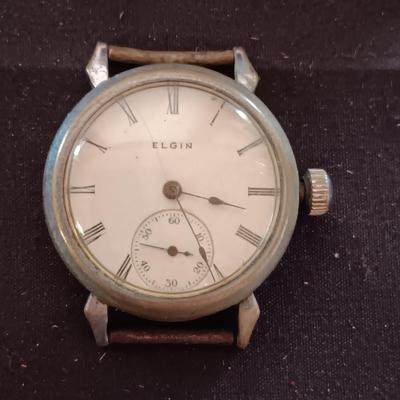 OLD ELGIN AND BULOVA WATCHES FOR PARTS OR REPAIR AND A BELT BUCKLE