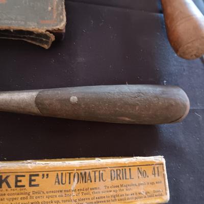 YANKEE AUTOMATIC DRILL, DRAWKNIFE AND OTHER OLD TOOLS