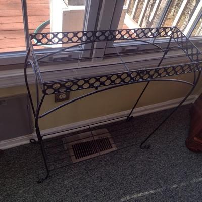 Metal Plant Stand