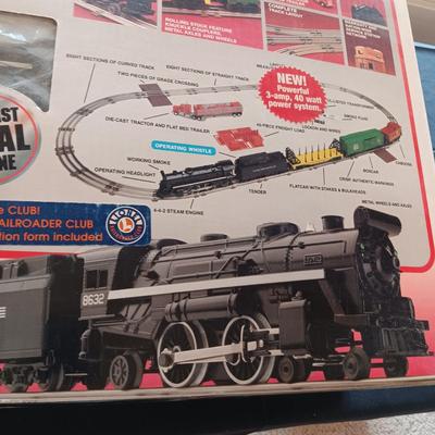 LIKE NEW LIONEL NEW YORK CENTRAL FLYER 0-27 TRAIN SET