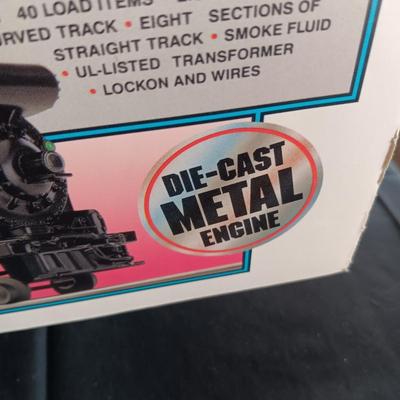 LIKE NEW LIONEL NEW YORK CENTRAL FLYER 0-27 TRAIN SET