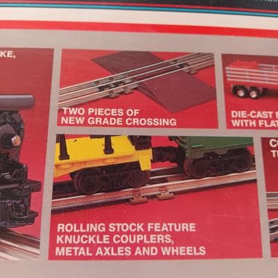 LIKE NEW LIONEL NEW YORK CENTRAL FLYER 0-27 TRAIN SET