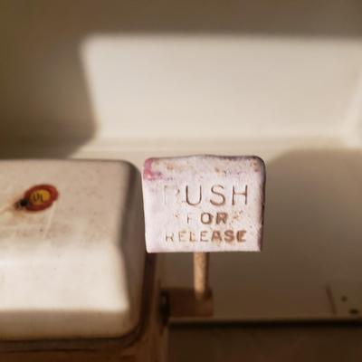 Ironrite Automatic Iron (BS2-KD)