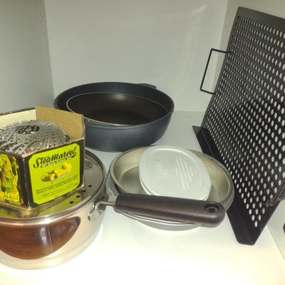 Assorted Kitchen Ware