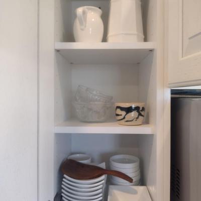 Assorted Kitchen Ware