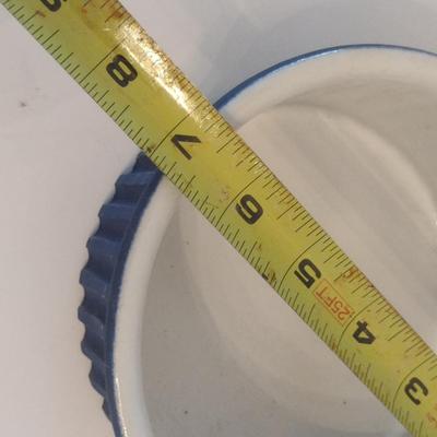 Bennington Potters Souffle Dish