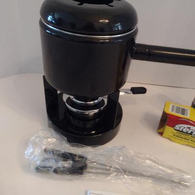 Roshco Fondue Set with Cooking Fuel
