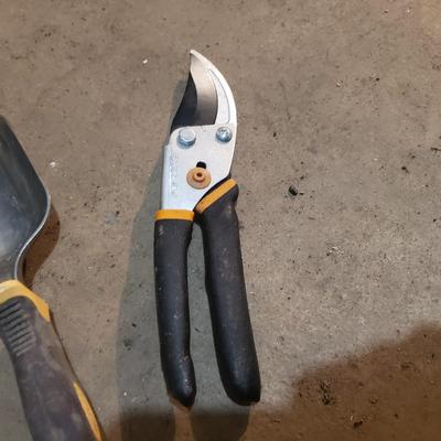 Yard and Tools (BS1-KD)