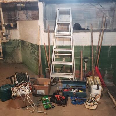 Yard and Tools (BS1-KD)