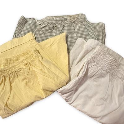 Women’s Clothes/Nightgowns+ Lot