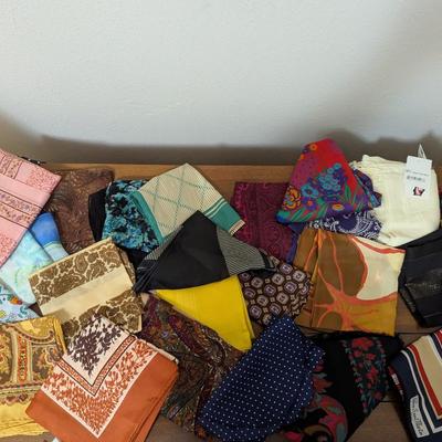 Vintage Women's Scarfs