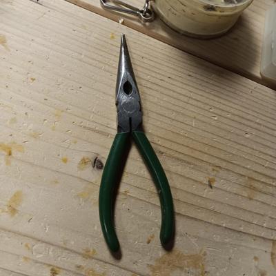 SOUTH BEND 1122 FLY REEL, DAISY AND DOUBLE SIDED BOXES WITH NUMEROUS FLIES