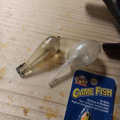 SHIMANO R2000 REEL, NEW LURES, FISHING LINE, BOBBERS AND STRINGER