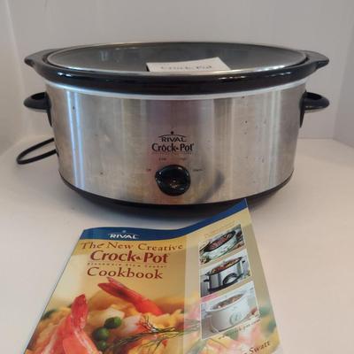 Rival Crock Pot with Recipe Book