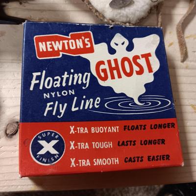 JOHNSON TANGLE FREE 10 REEL, FISHING BAG AND OTHER TACKLE