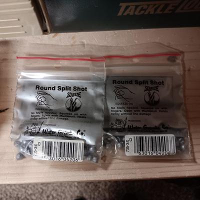 3 TIER SHELF TACKLE BOX AND A VARIETY OF TACKLE