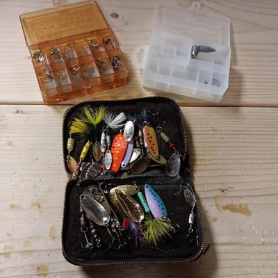 FISHING TACKLE IN SMALL ORGANIZERS
