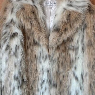 New Donna Salyers Fabulous Faux Fur Coat Snow Lynx Small