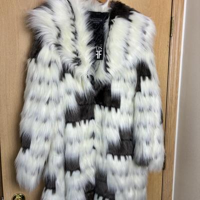 New Donna Salyers Fabulous Faux Fur Coat Alter Ego 3X