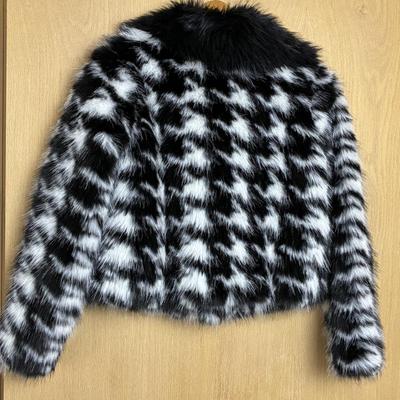 New Donna Salyers Fabulous Faux Fur Coat Short Black and White Small