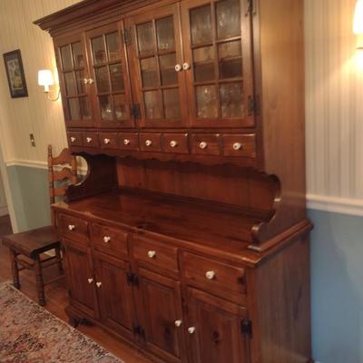 Ethan Allen Solid Wood Dining Room Hutch Buffet- Approx 59" Long