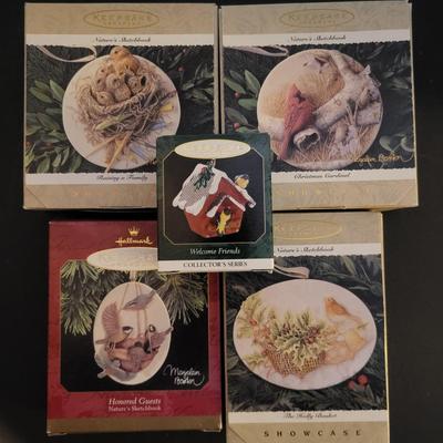 Sale Photo Thumbnail #119: 1995-1999 Hallmark Ornaments Designed by Marjolein Bastin, Sharon Pike (Miniature Ornament)