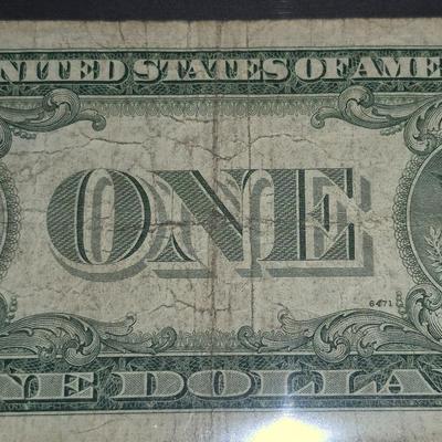 Sale Photo Thumbnail #308: 1935 G $1 Silver Certificate, no "in god we trust" motto on back