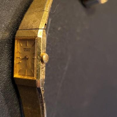 Sale Photo Thumbnail #375: Futura, LA Express, Seiko Watches (Untested Needs Batteries)