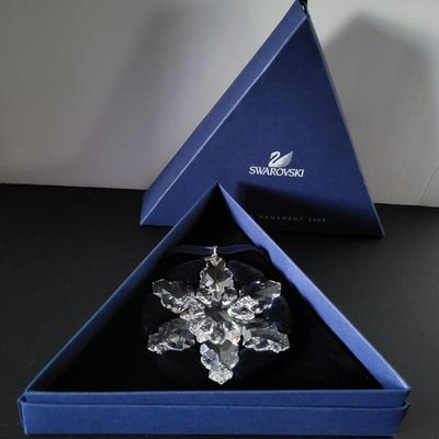 Sale Photo Thumbnail #556: 2008 Swarovski Snowflake Christmas Ornament