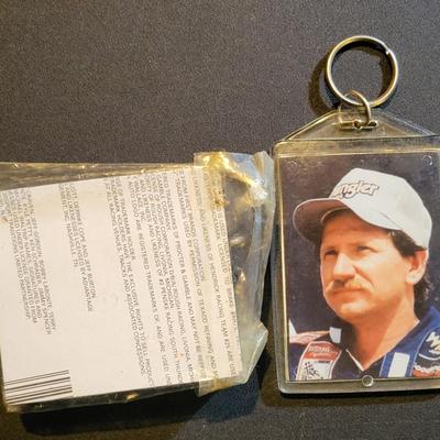 Sale Photo Thumbnail #857: Dale Earnhardt Mini Plaque & Keychains